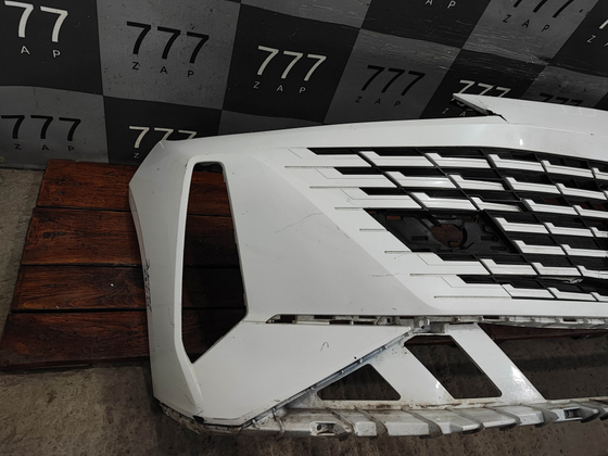 Бампер передний Changan Lamore 23-нв Б/У Оригинал C589F2713011200