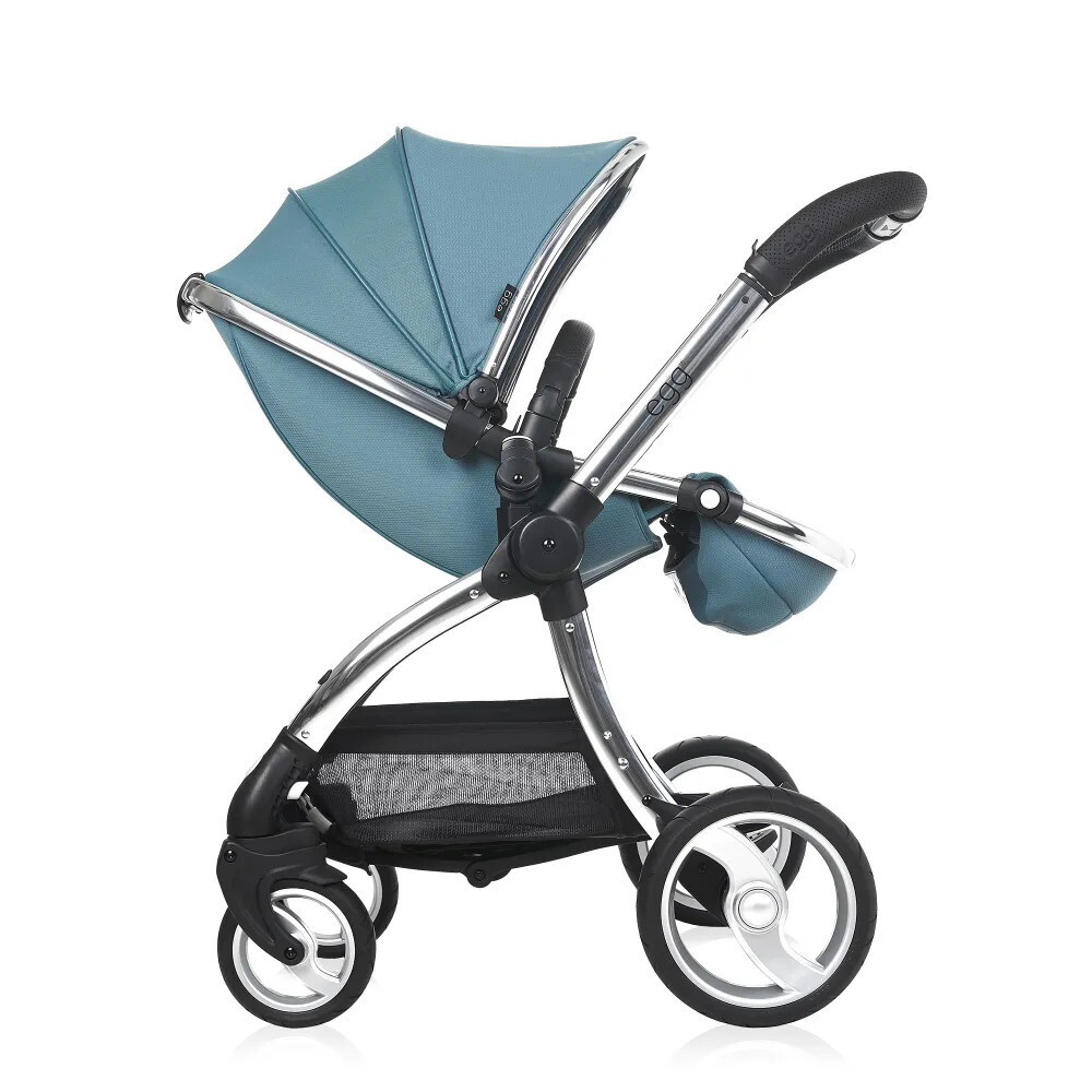 Прогулочная коляска Egg Cool Mist & Chrome Chassis