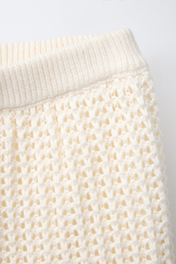 ZARA ТРИКОТАЖНЫЕ ШОРТЫ, ЭКРЮ