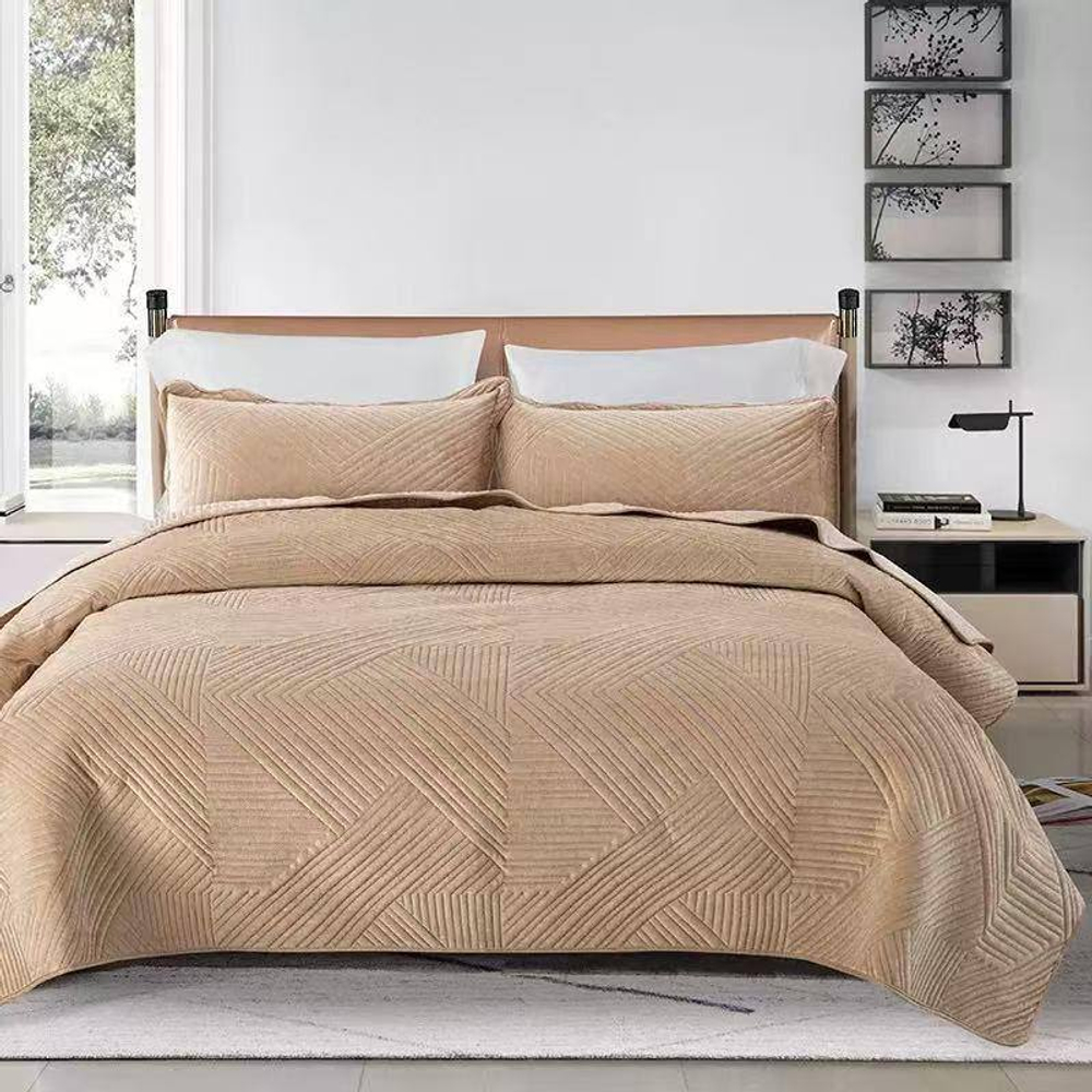 Велюровое покрывало с наволочками (2 шт.)