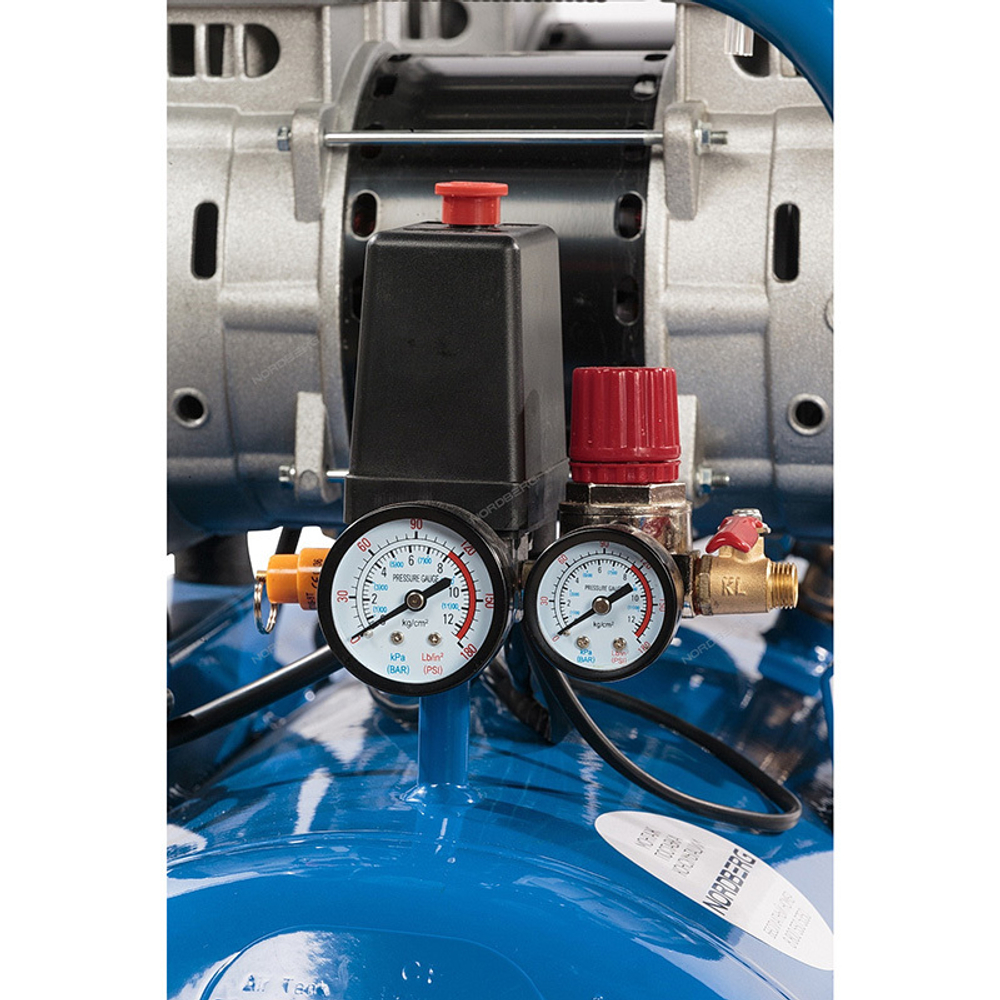 NORDBERG ECO (NCE300/1050) Компрессор поршневой с ременным приводом, объем 300 л