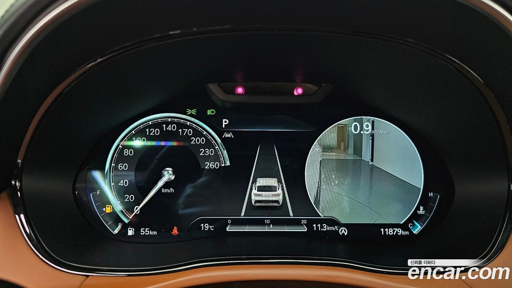 Genesis GV70 2.5T Бензин 2WD (11.2022)