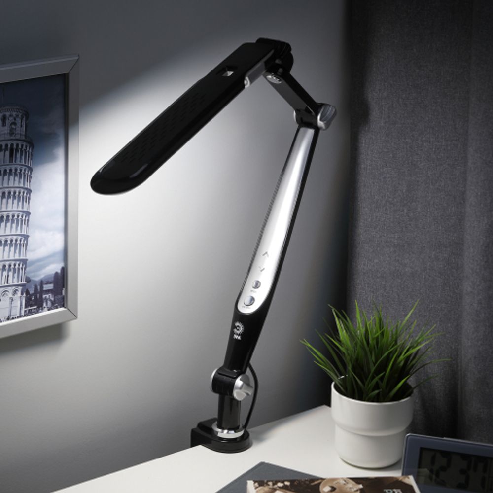 Настольный светильник ЭРА NLED-496-12W-BK светодиодный на струбцине черный