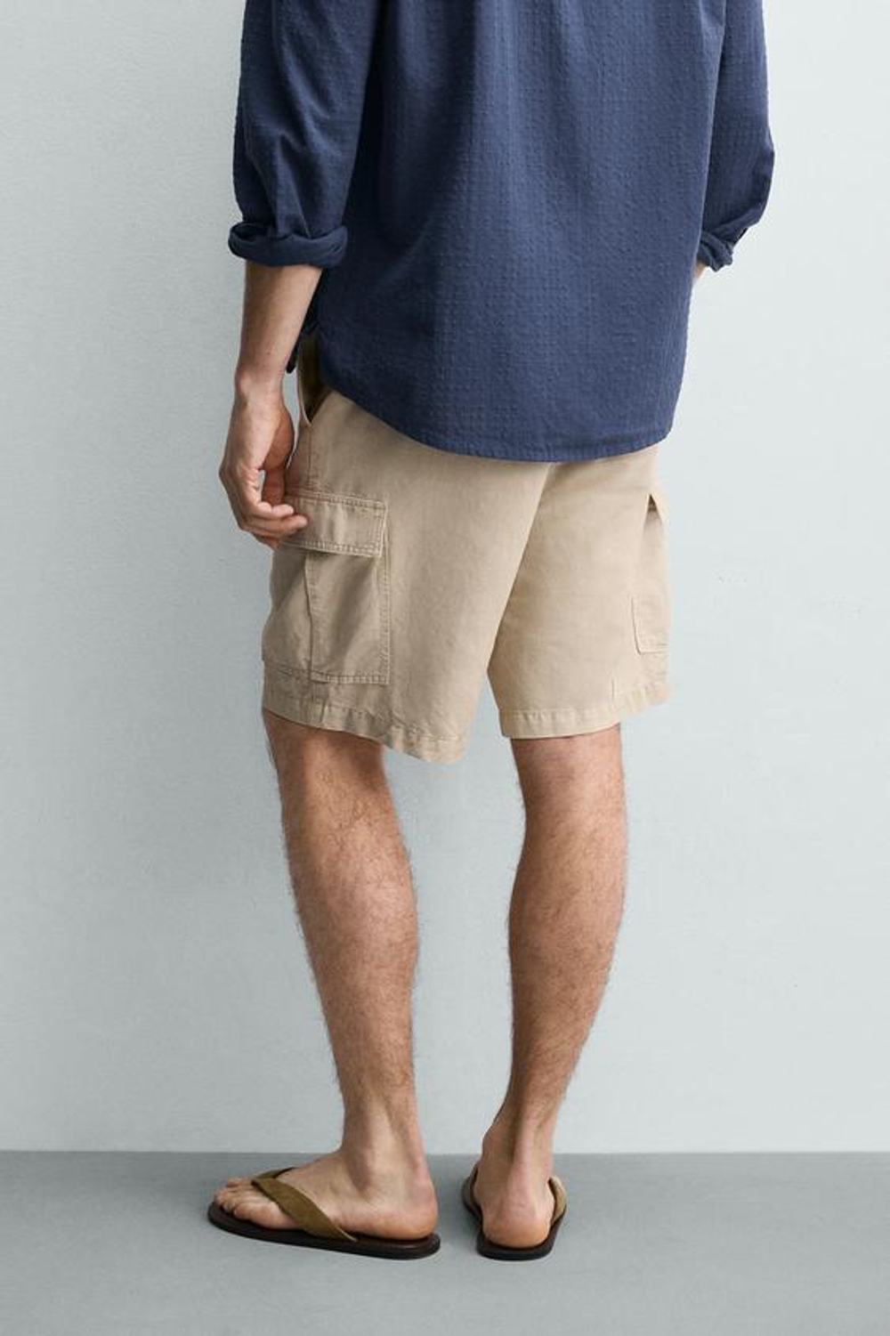 ZARA ШОРТЫ КАРГО ИЗ СМЕСИ ХЛОПКА И ЛЬНА, СВЕТЛО-БЕЖЕВЫЙ