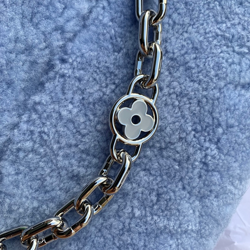 Louis Vuitton Twist MM