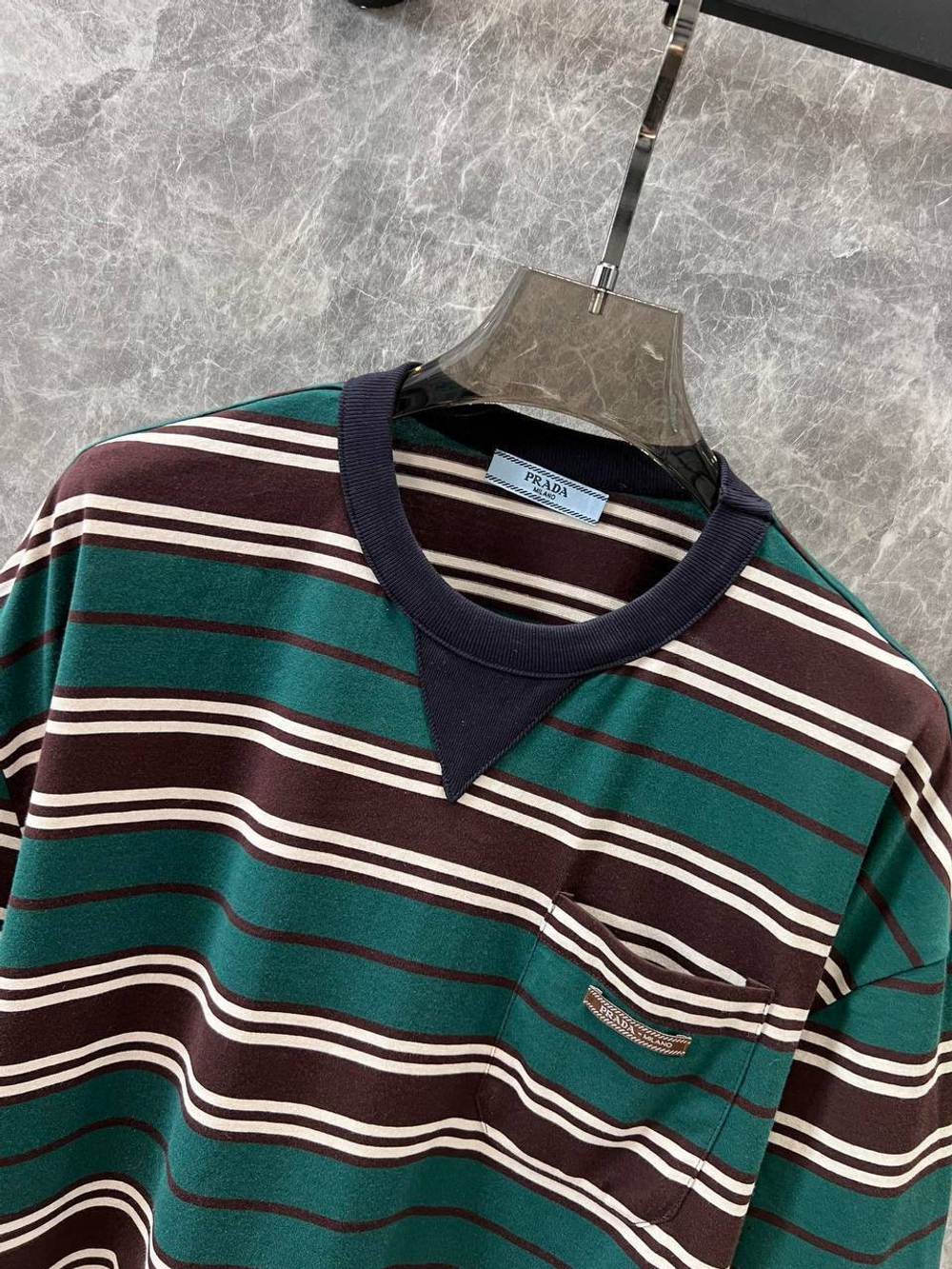 Футболка Prada