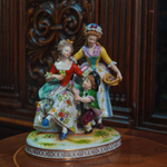 Скульптурная композиция «Маленький кавалер»