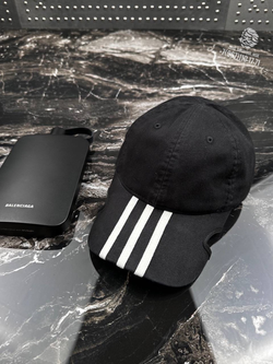 Бейсболка Balenciaga x Adidas