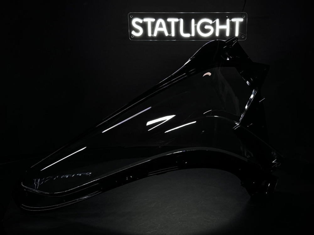 Правое стекло фары Cadillac XT5 2016-2021