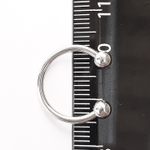 Подковы, полукольца для пирсинга: диаметр 14 мм, толщина 1.6 мм, диаметр шариков 4 мм. Сталь 316L.