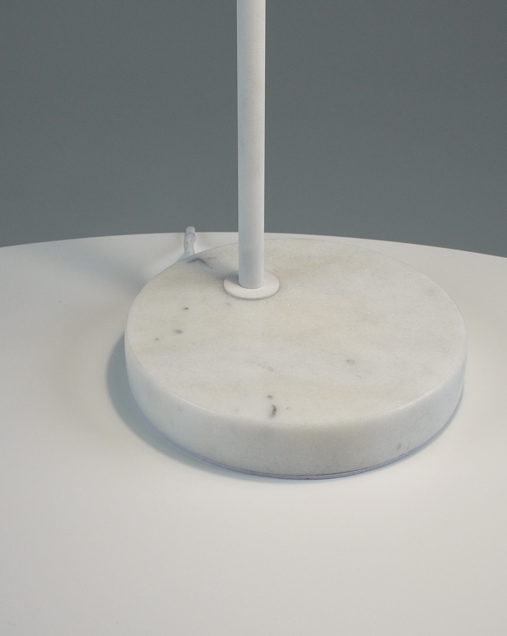 Лампа настольная Moderli V11063-1T Omaha