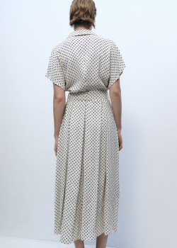 Платье в горошек с поясом