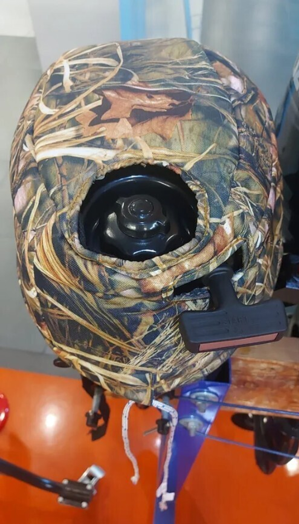 Чехол колпака Suzuki DF 2,5 камуфляж камыш