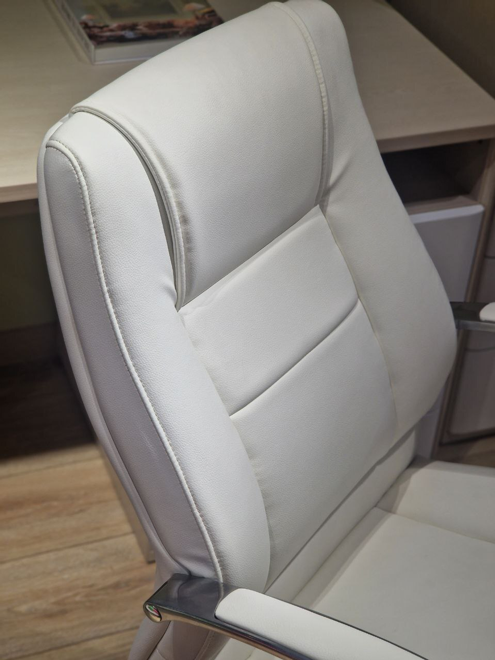 офисное кресло 2311А 480091_white PU