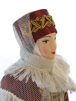 Кукла коллекционная в Кабардинском девичьем праздничном костюме. Кабардинка