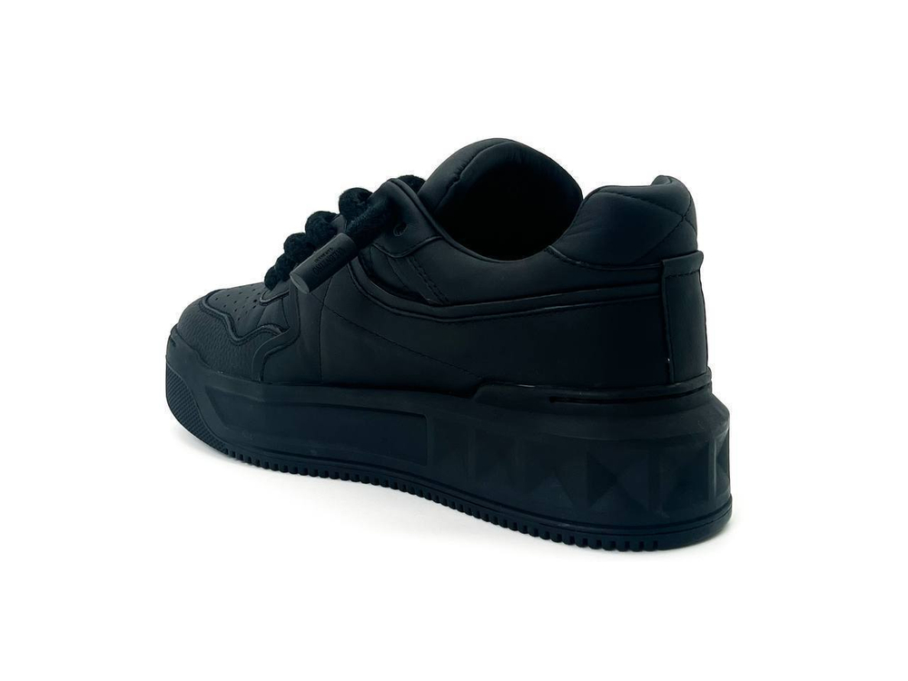 Кеды Valentino Garavani ONE STUD XL