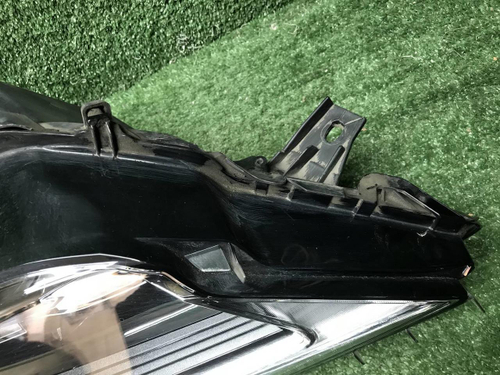 Фара правая Lexus RX 4 (2015-2019) LED