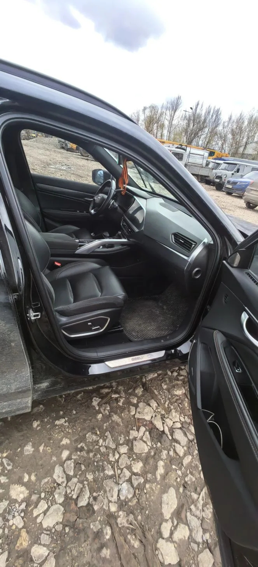 Geely Tugella Flagship Sport 2.0T (238 hp) 8AT 4WD