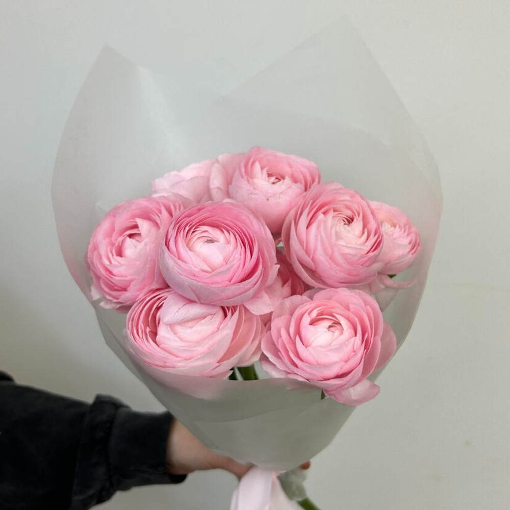 Букет из ранункулюсов