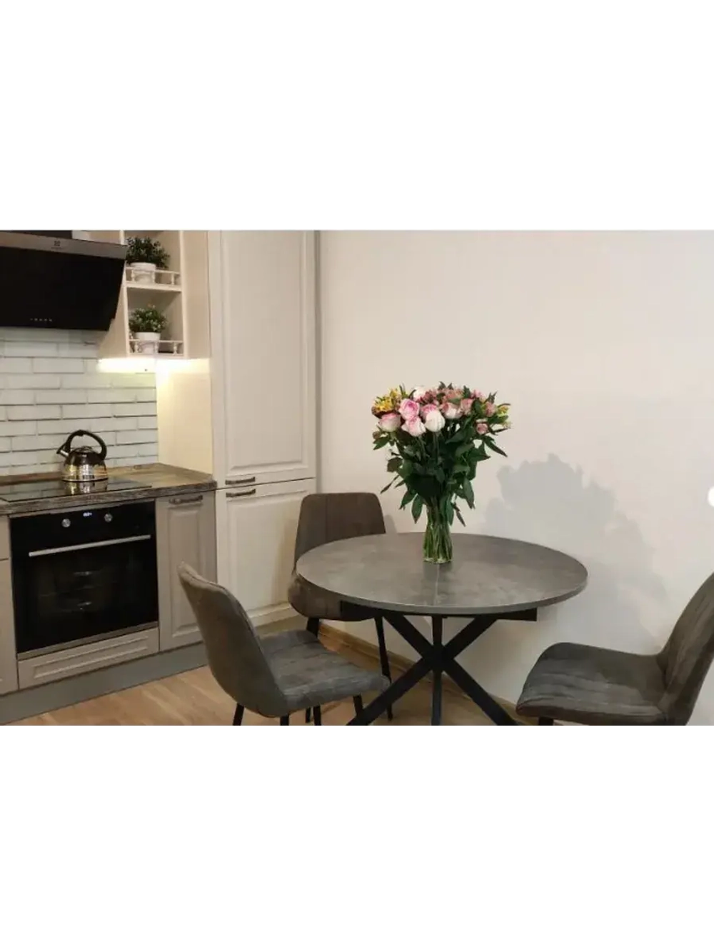 Стол кухонный обеденный круглый раздвижной 100х100х75,5 см