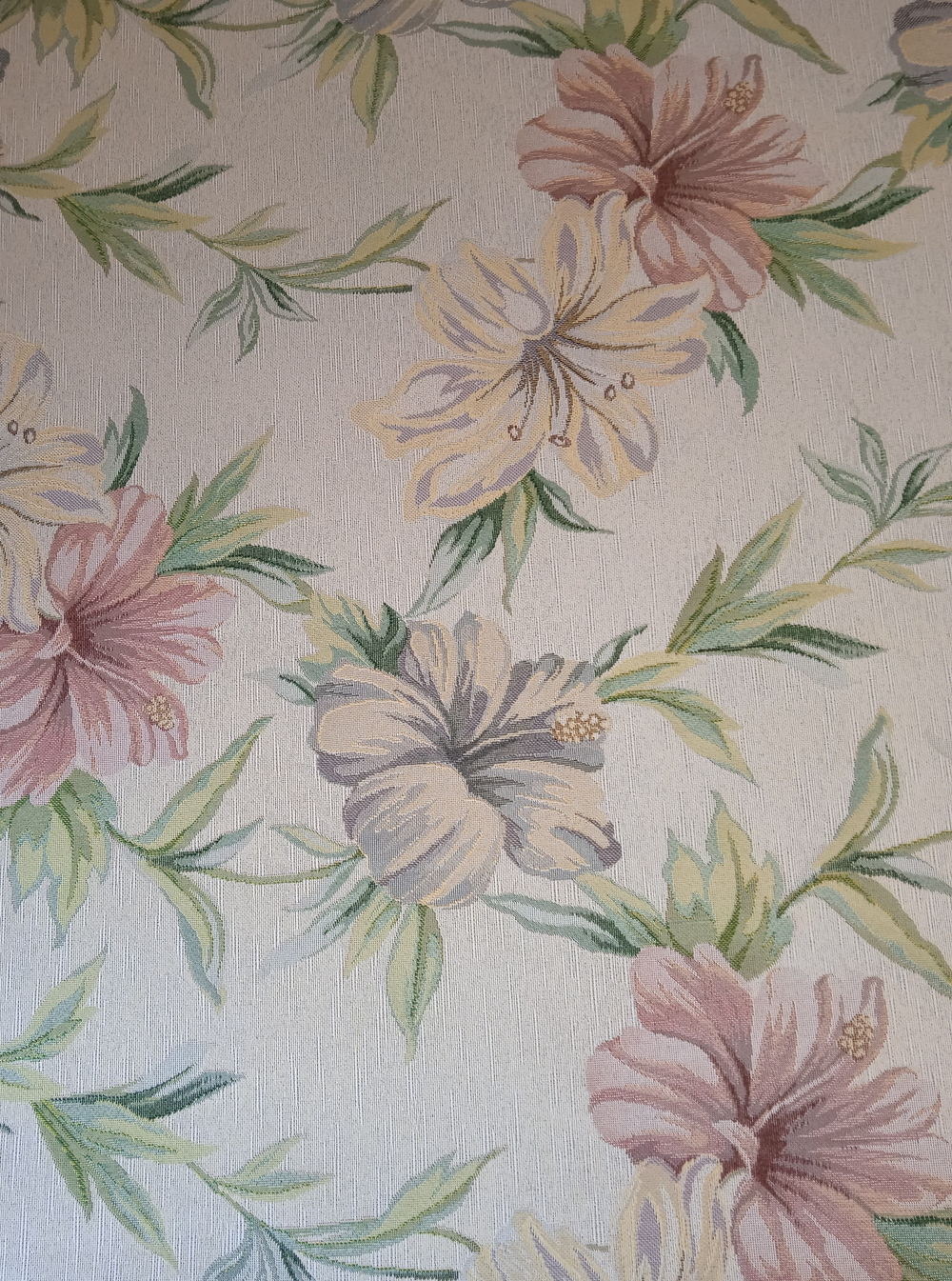 Гобеленовая скатерть Жемчужная лилия D 120 см