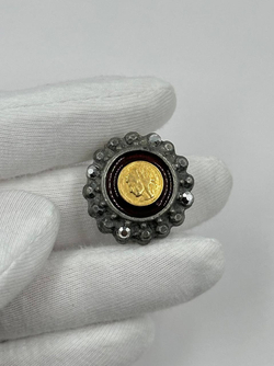 Накладка на пуговицу в античном стиле