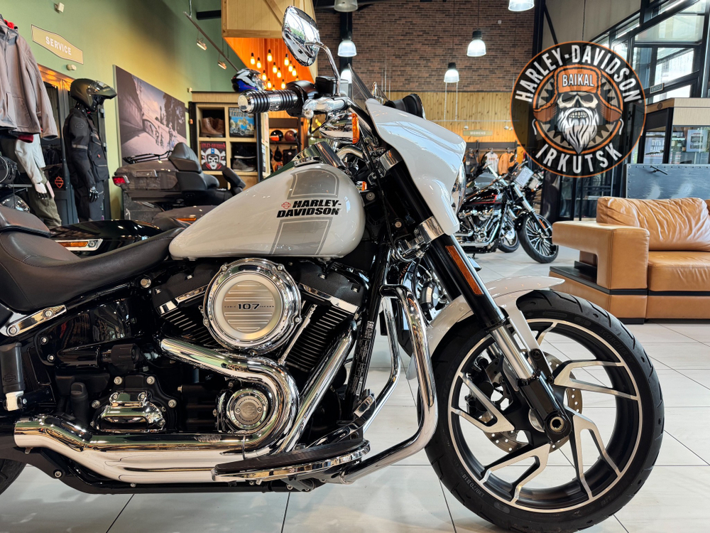 Мотоцикл Harley-Davidson® Sport Glide™