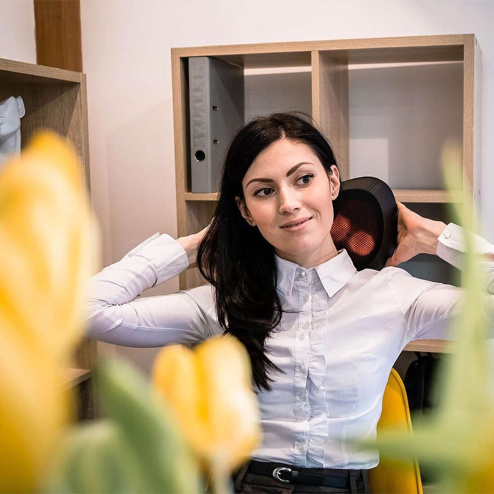 uShiatsu Plus беспроводная массажная подушка медицинская