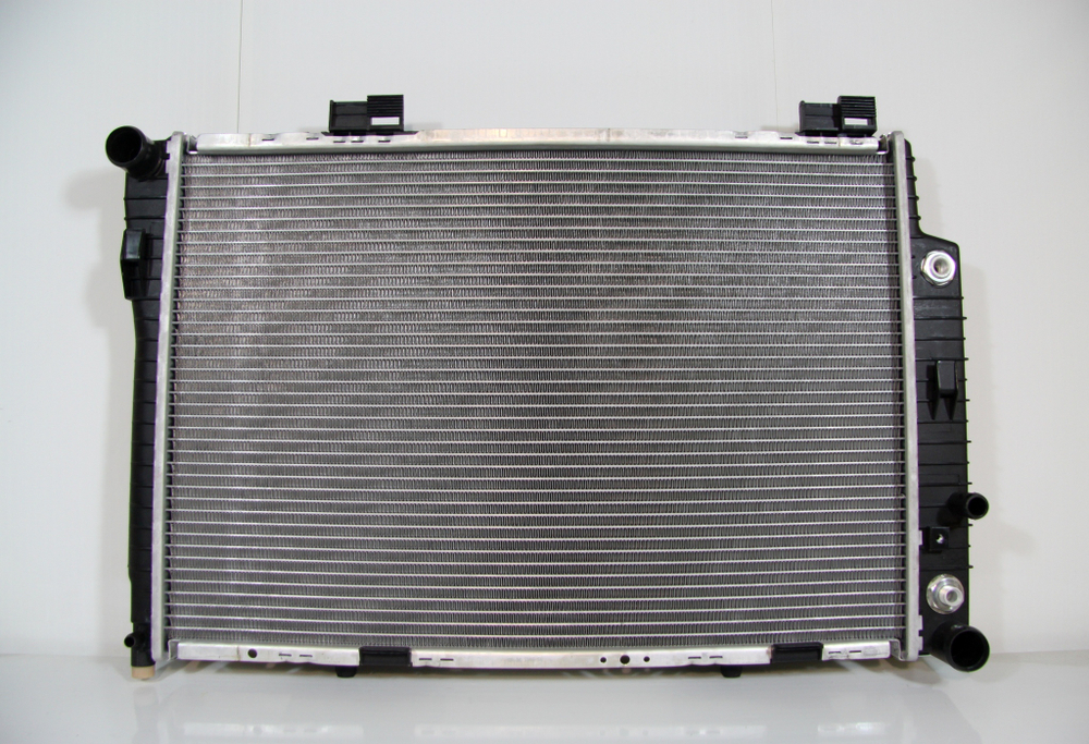 Радиатор охлаждения Mercedes CLK-Class W208