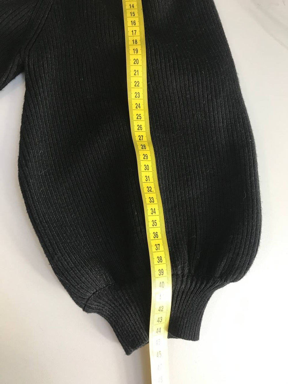 Платье Zara с оригинальными рукавами, маркировка М, визуально на 46 размер