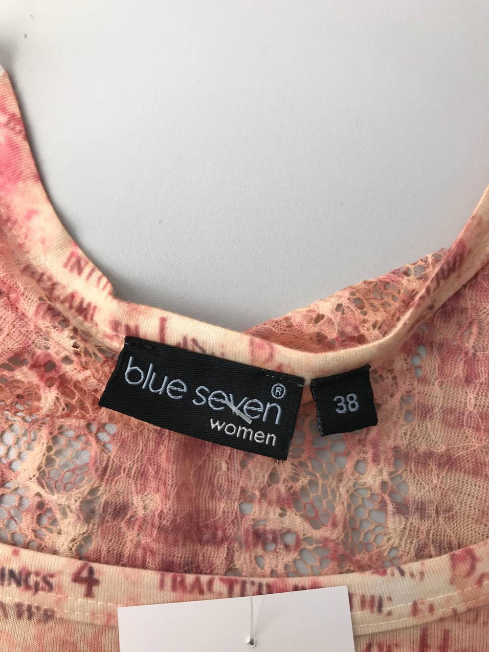 Футболка Blue Seven с колибри 44 размер, новая