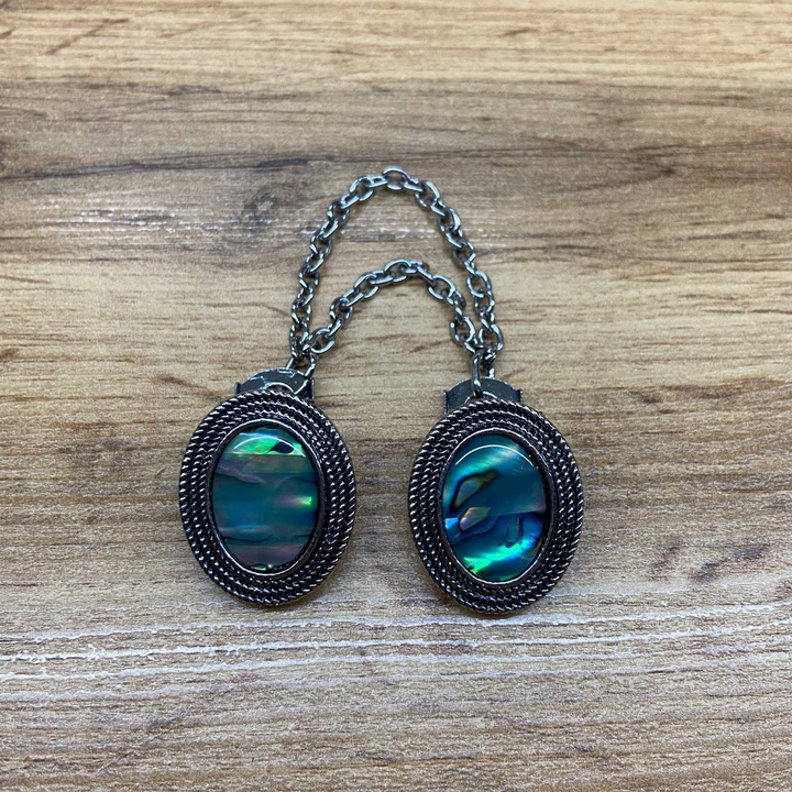 Брошь-шатлен на воротничок с цепочками Гелиотис овал стразы металл серебристый