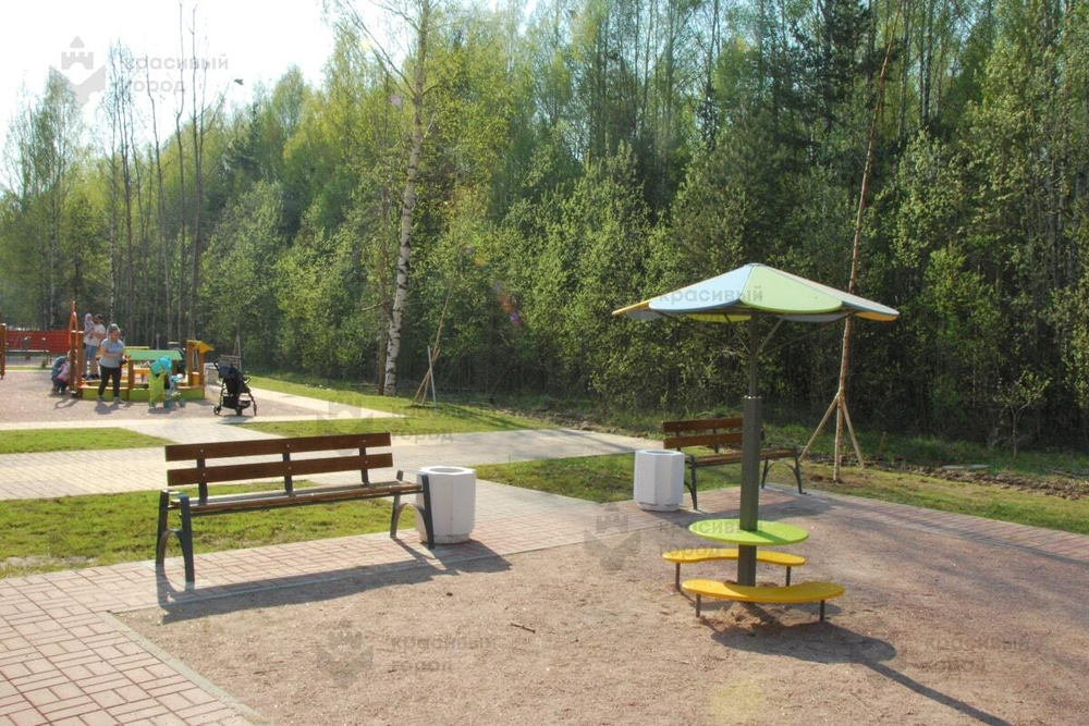 Столик с навесом Грибок