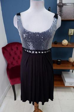 Платье Colors of the World нарядное 38/40 размер