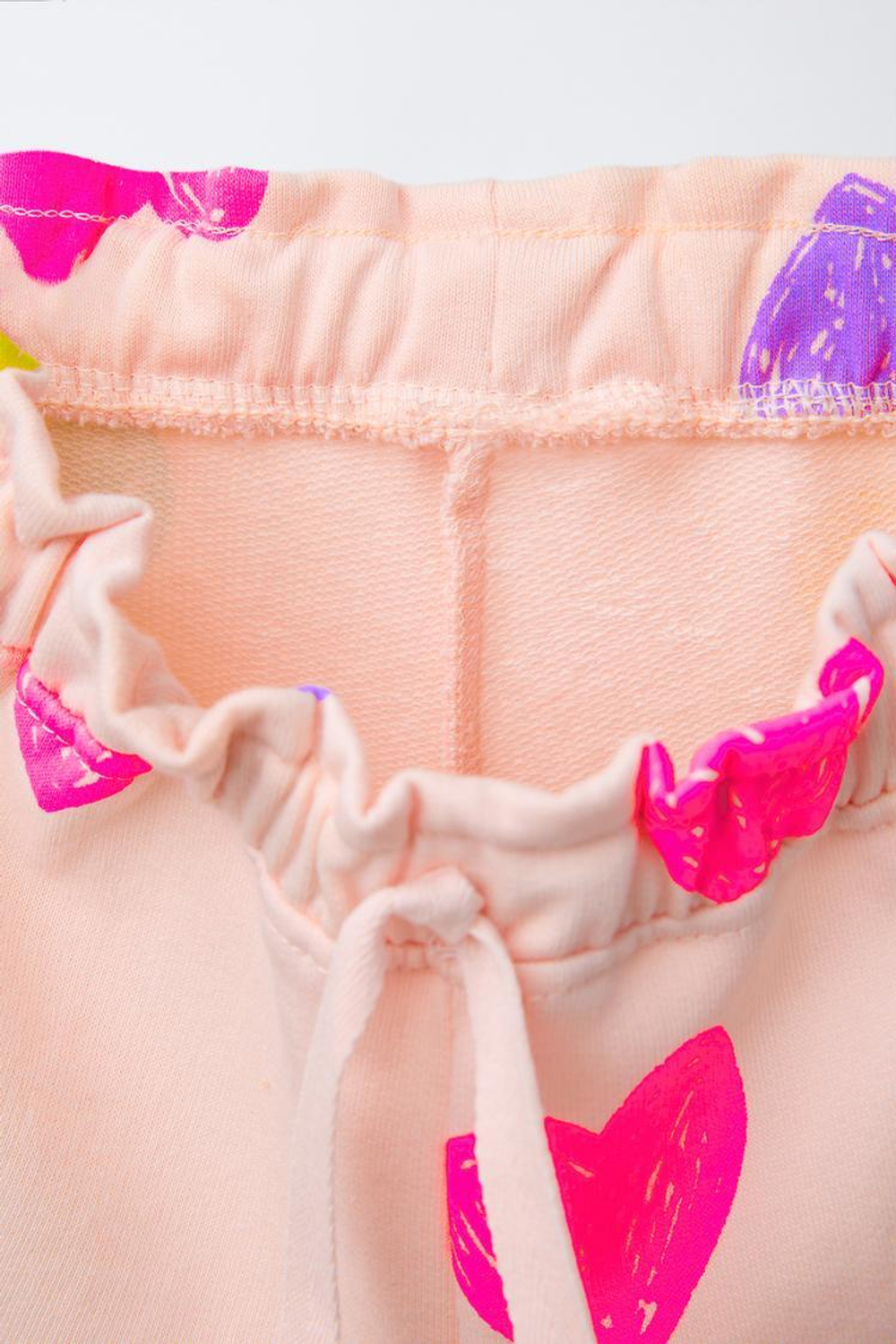 ZARA КОМПЛЕКТ ИЗ ШОРТОВ И ФУТБОЛКИ С ПРИНТОМ, ПЕРСИКОВЫЙ