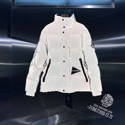 Пуховик Moncler