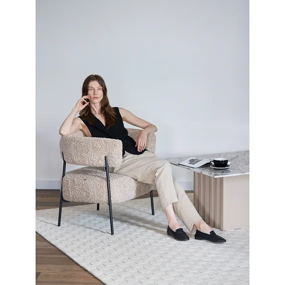 Кресло HugMe, бежевое букле