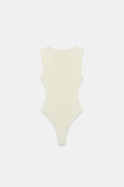 ZARA БОДИ ПРИТАЛЕННОЕ С V-ОБРАЗНЫМ ВЫРЕЗОМ, ЭКРЮ