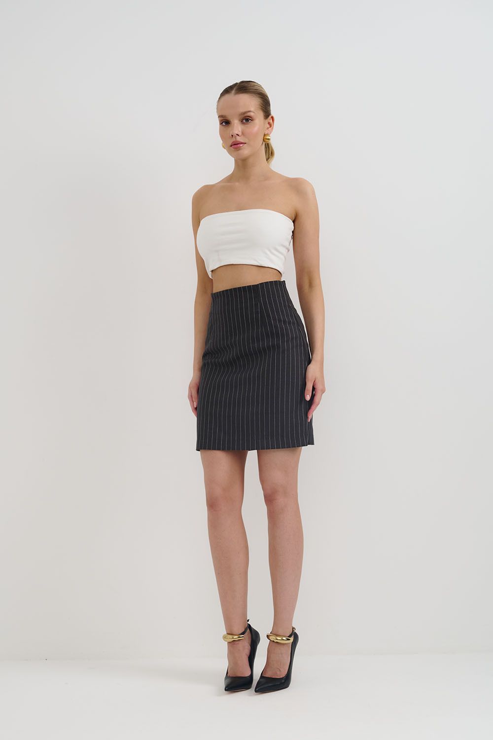 Укороченная юбка в полоску темно-серого цвета