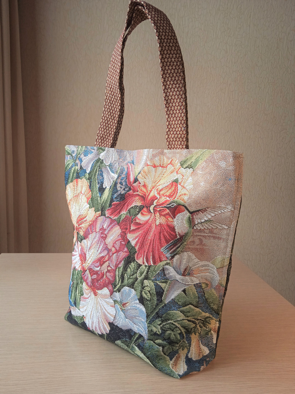 Гобеленовая сумка В райском саду (39х39х12)