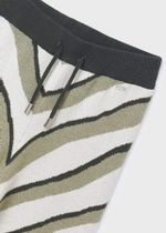 пуловер с брюками