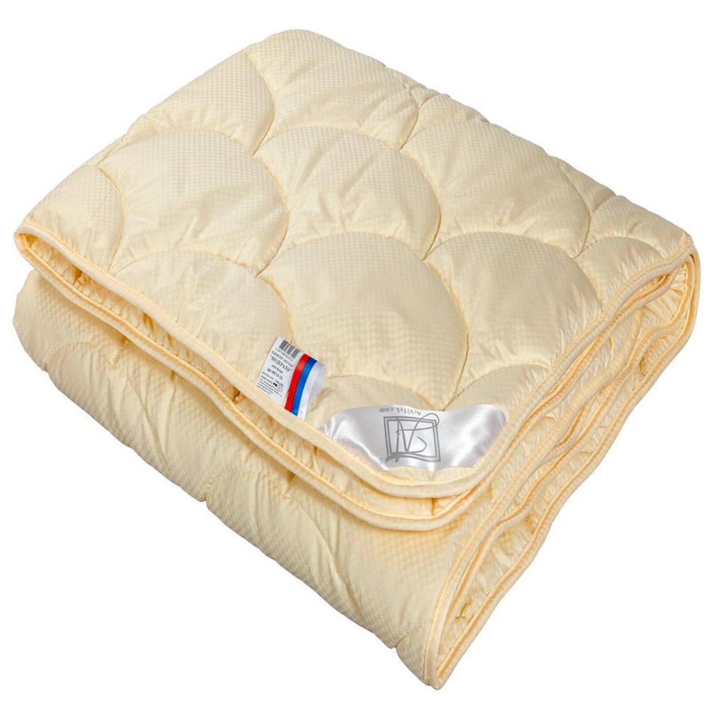 Одеяло "АВТ. SHEEP LUXE" всесезонное, плотность 300 г/м2, цвет бежевый, сатин-жаккард (100% хлопок), Россия.