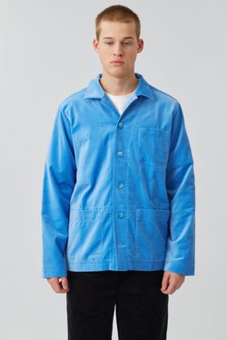 Верхняя рубашка с карманами из голубого бархата