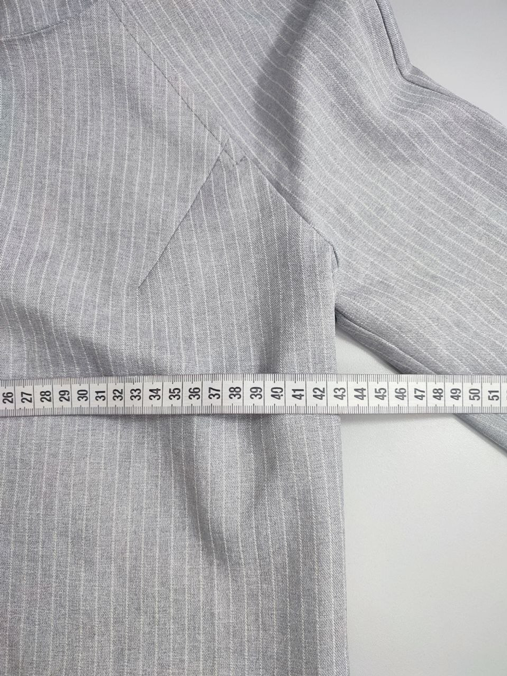 Платье Deniza светло-серое в полоску 44 размер