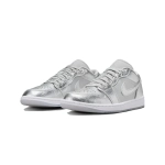 Женские кроссовки Air Jordan 1 Low SE 'Metallic Silver' FN5030-001