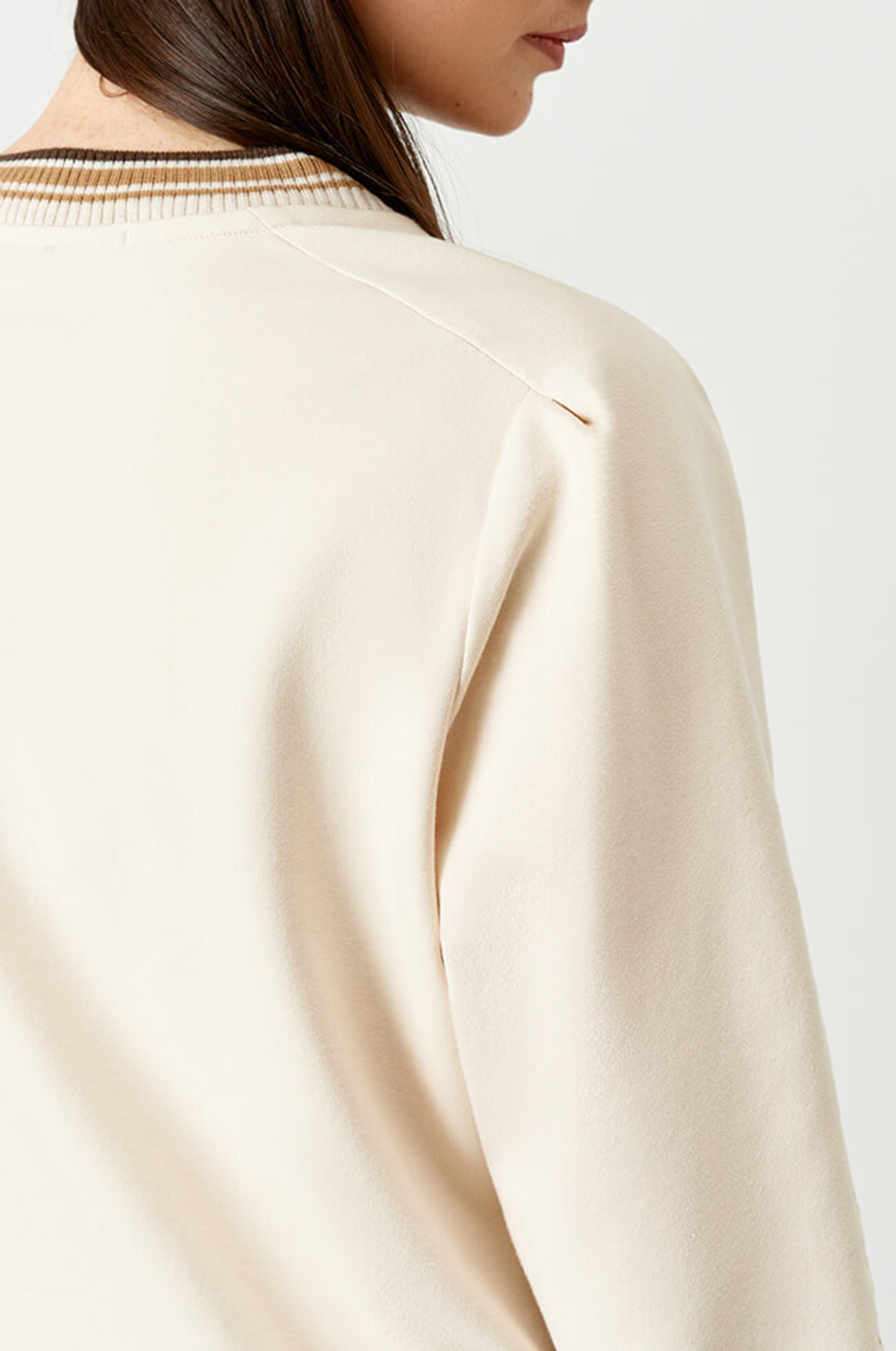 22778 Джемпер женский (ванильный)