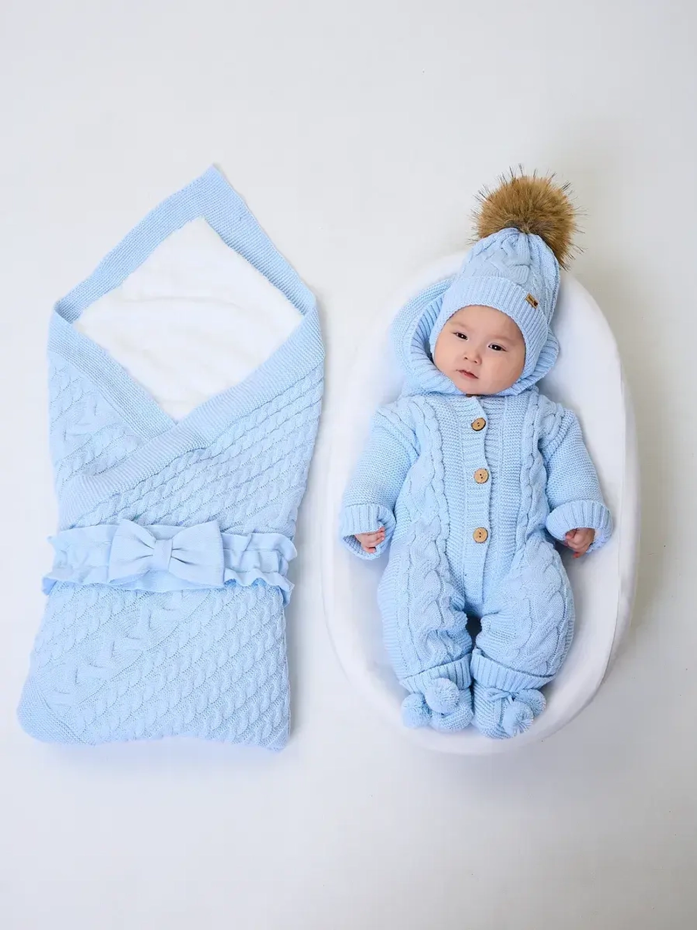 Вязаный конверт на выписку для новорожденного теплый