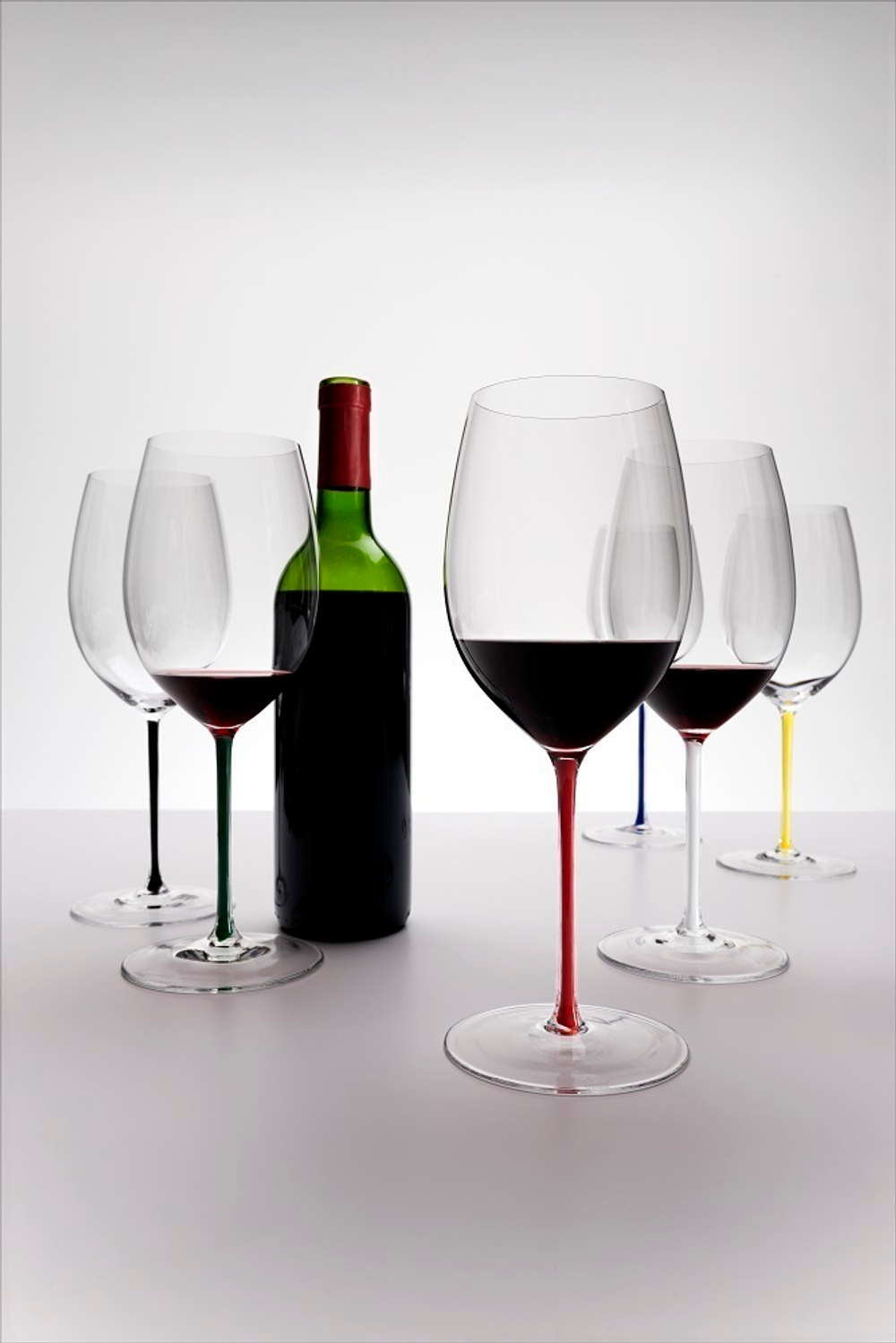 Набор бокалов для красного вина 6шт 625мл Riedel Fatto a Mano Cabernet/Merlot с разноцветными ножками