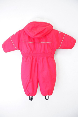 Комбинезон зимний с капюшоном на 6 месяцев
