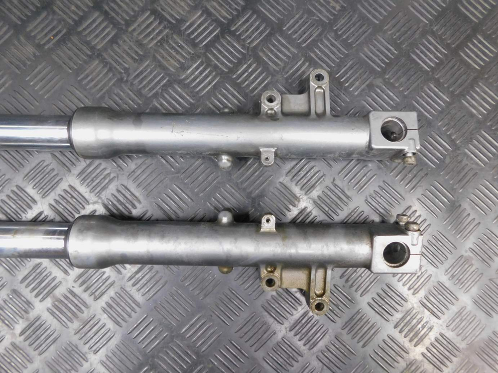 Перья вилки Kawasaki ZZR 400 98 052960